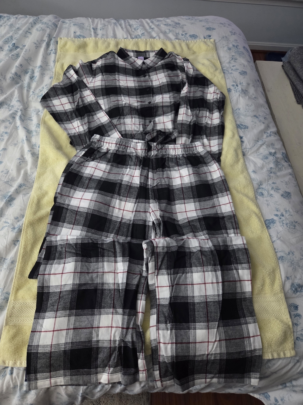 Savage X Fenty Black, White & Red Plaid Two-Piece Pajama Set